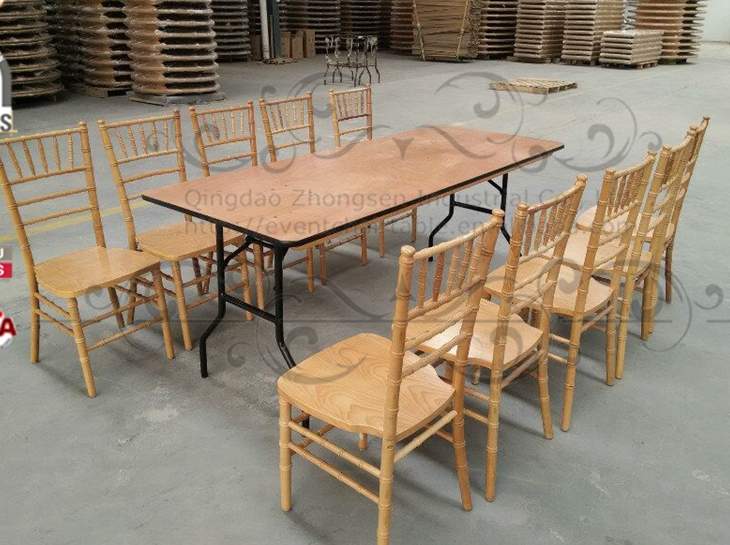 שולחן מעץ סנדוויץ' מתקפל יפה מאוד נוח ואיכותי עם כסאות מעץ מהממים
