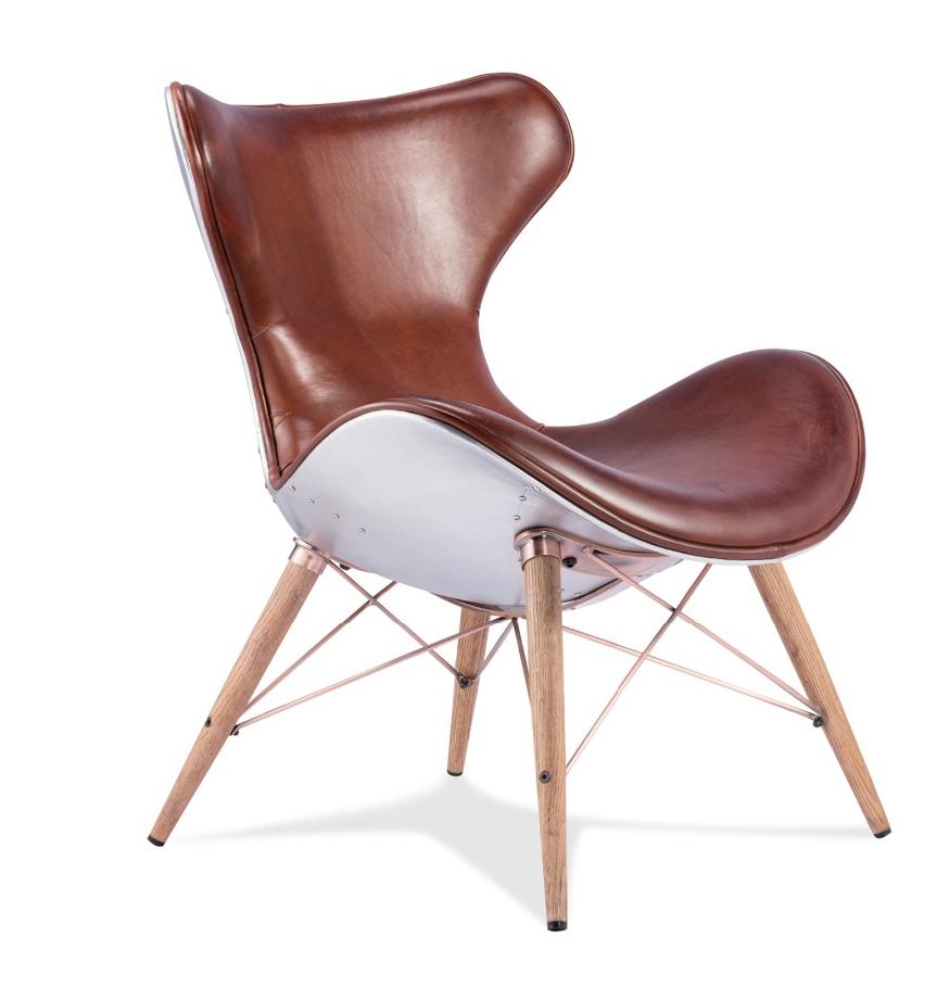 כסא נוחות מרופד בעיצוב מיוחד